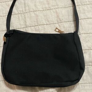 Black shoulder bag